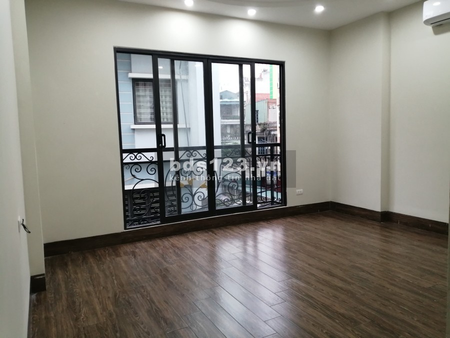 BÁN NHÀ TAM TRINH, PHÂN LÔ, GARA Ô TÔ, DT 55M2, 5 TẦNG, MT 4.7M, GIÁ 5.7 TỶ