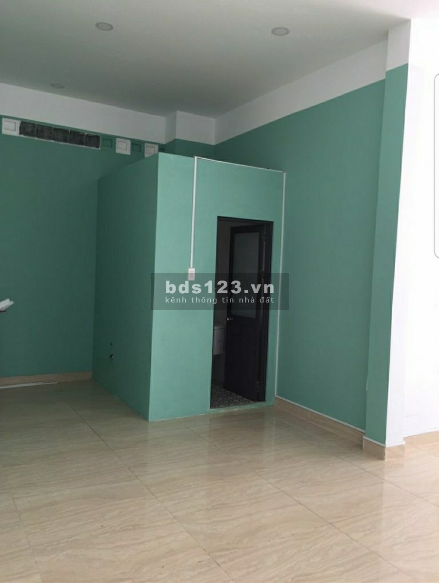 Cho thuê mặt bằng 125m2 đường Nguyễn Thị Thập giá 25 triệu