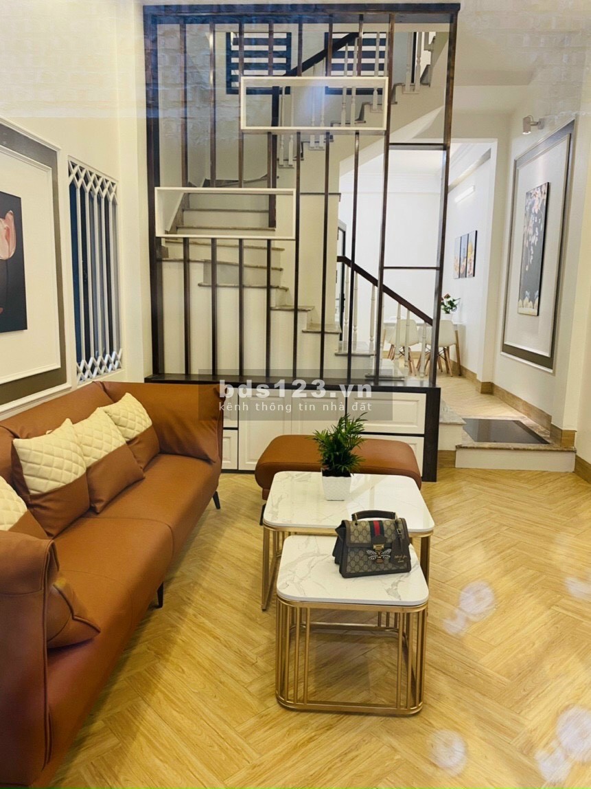 Bán nhà phố Điện Biên Phủ, TP HD 44.6m2, 3 tầng, 3 ngủ, sân để xe, chỉ 1 tỷ 920 triệu