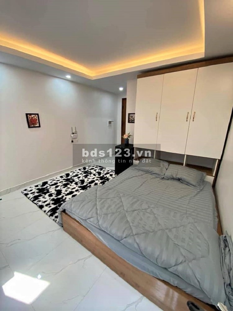 Bán nhà mặt phố Thụy Khuê. Vỉa hè, ô tô, KD. 150m2 7T thang máy, nhỉnh 26 tỷ