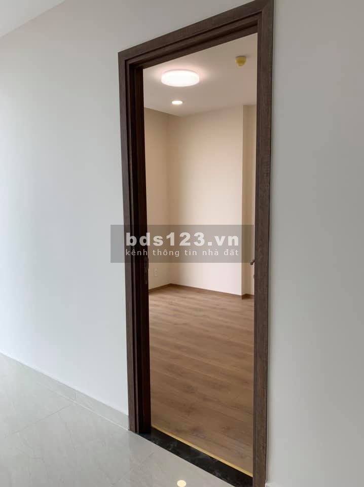 Cho thuê căn hộ 2 phòng ngủ/2WC Park Legend nội thất cơ bản y hình mới 100%, view thoáng mát giá tốt chỉ 15 Triệu/Tháng