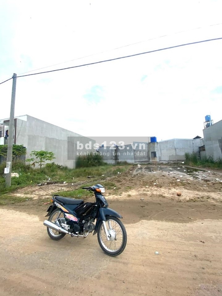 Cho Thuê Đất, Đường Lã Xuân Oai, diện tích gần 1000m2