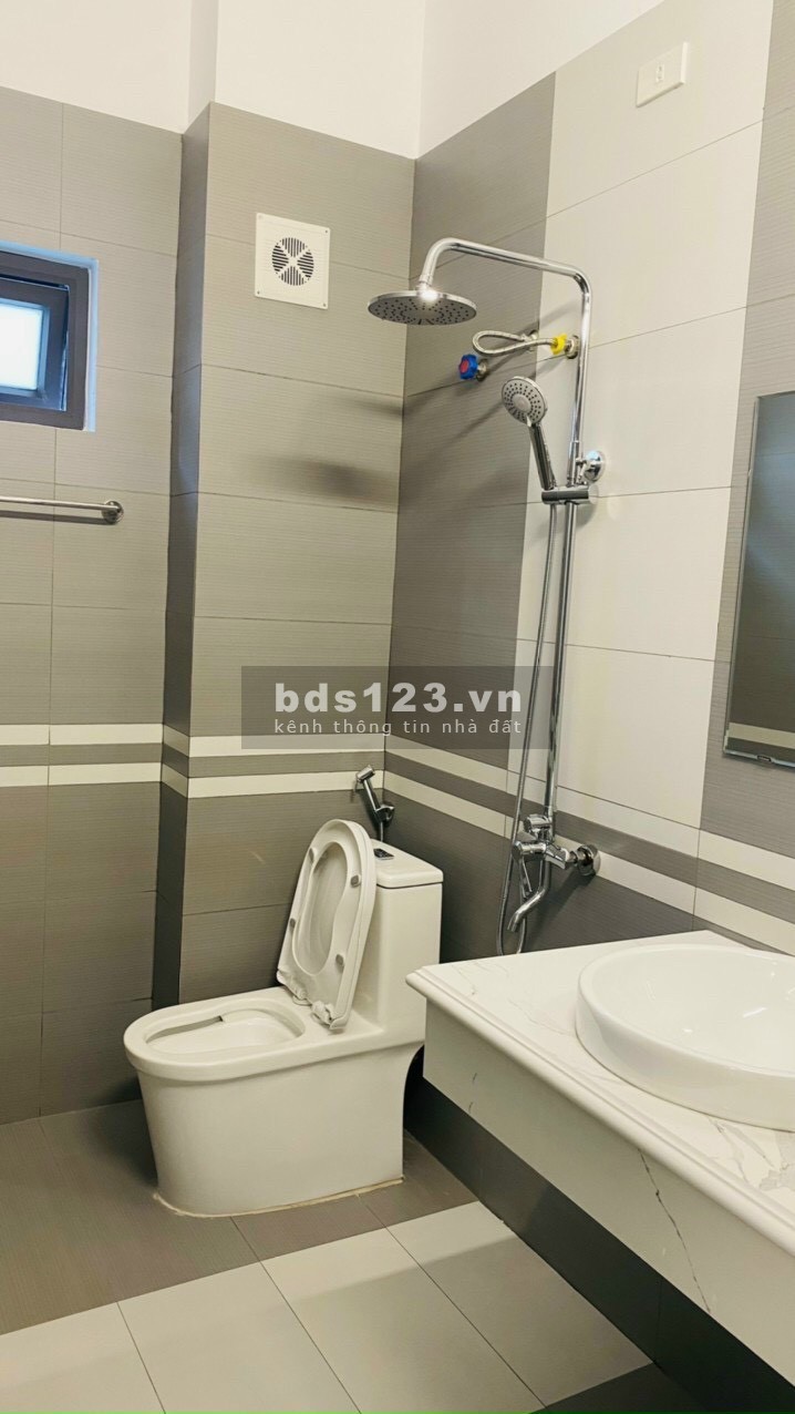 Bán nhà phố Điện Biên Phủ, TP HD 44.6m2, 3 tầng, 3 ngủ, sân để xe, chỉ 1 tỷ 920 triệu