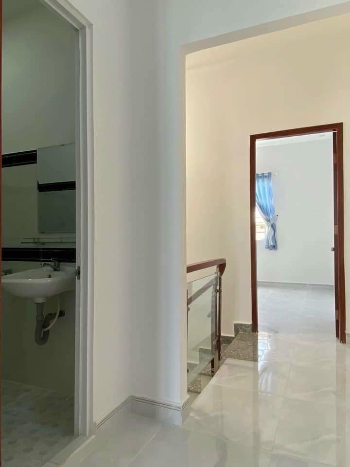 Giảm Giá Mùa Dịch Bán Gấp Căn Nhà Đường Đinh Đức Thiện, SHR