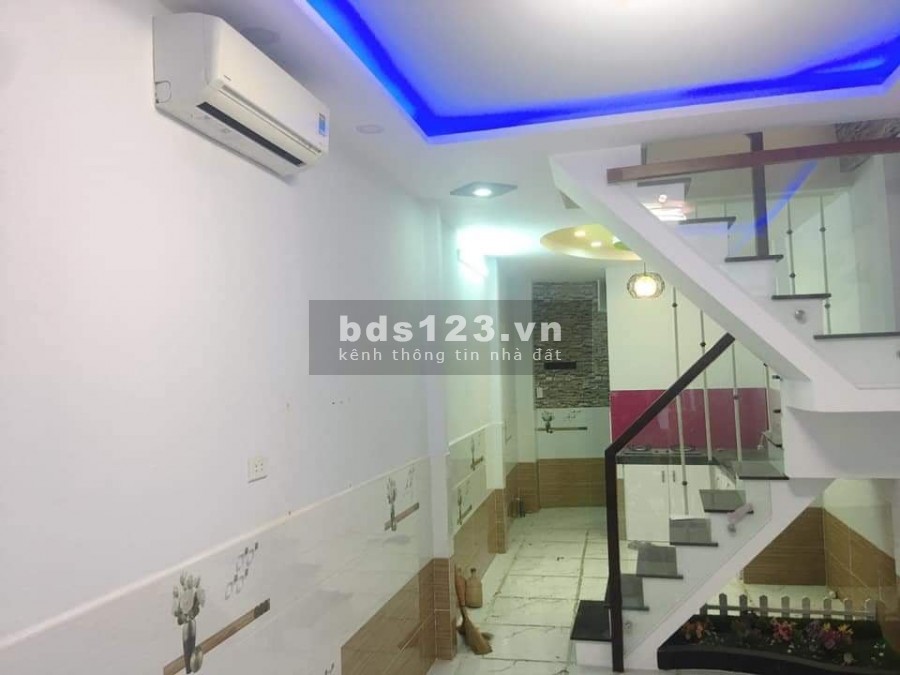 Bán nhà Lý Thái Tổ, P10, Q10, 36 m2, 1 lầu siêu xinh, giá nhỉnh 4 tỷ.