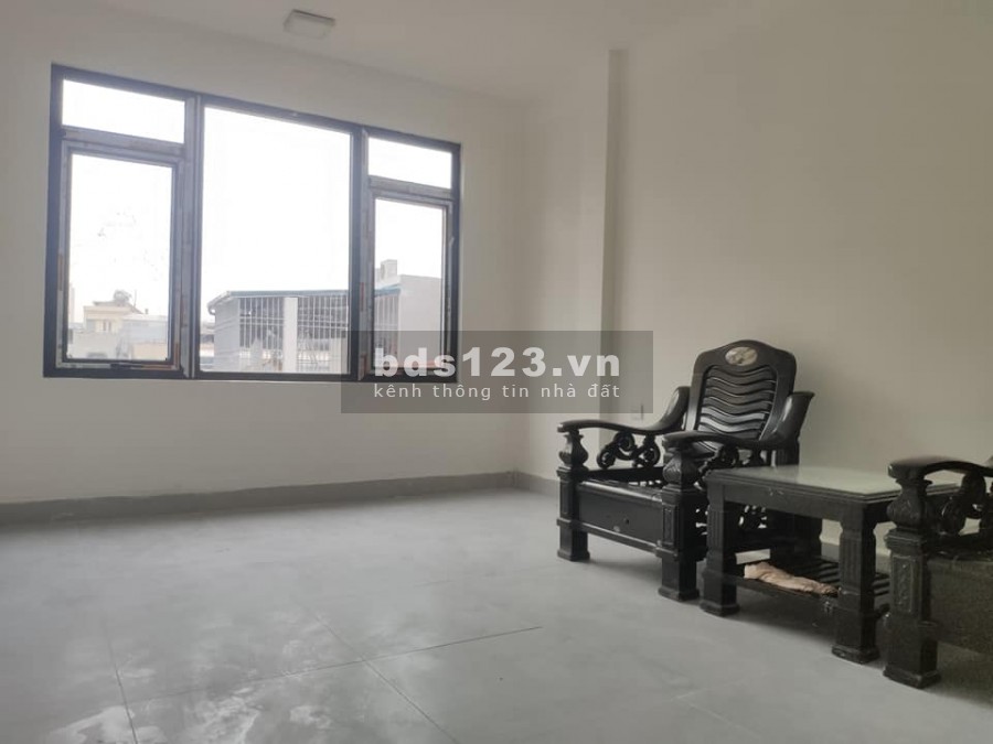 Bán nhà 40m2 Thanh Xuân quận ô tô đỗ cửa