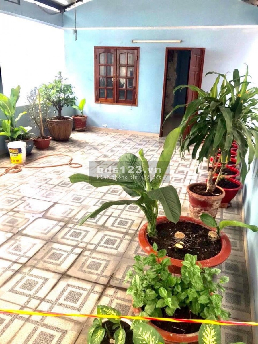 (Quận 12)Nhà to, nở hậu, tuyệt đẹp, hxh Nguyễn Văn Qúa, dt 108m2, 3 tầng, giá 5.6 tỷ