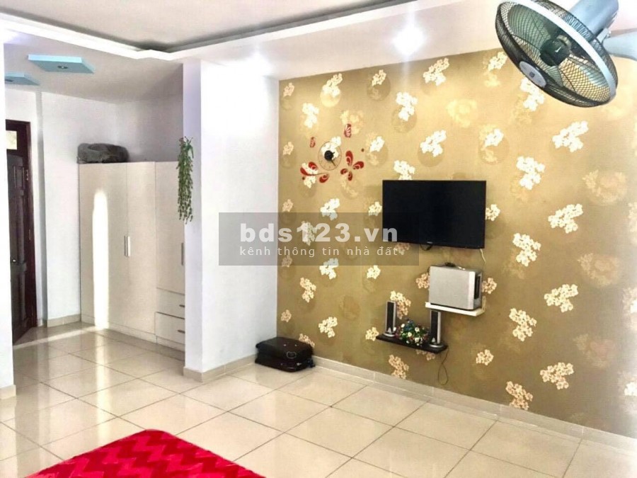 (Quận 12)Nhà to, nở hậu, tuyệt đẹp, hxh Nguyễn Văn Qúa, dt 108m2, 3 tầng, giá 5.6 tỷ