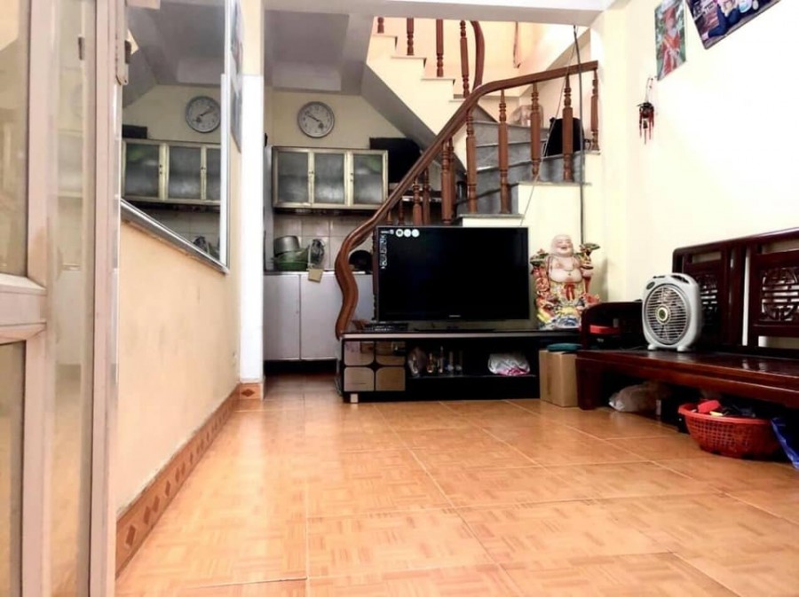 NHÀ ĐẸP KHÉP KÍN KHU VIP Ô TÔ TRÁNH CÁCH NHÀ 15 MÉT CÁCH MẶT PHỐ 30 MÉT SAU TOÀ CAO ỐC LÊ VĂN LƯƠNG HÓT HÒN HỌT BAY CỰC GẤP