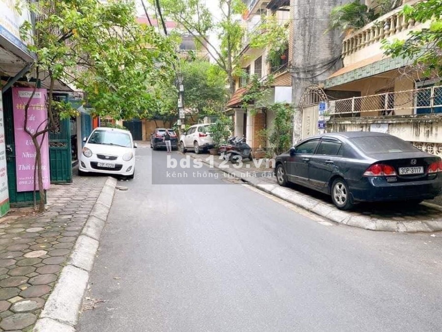 Cực Sốc! Bán nhà 5 tầng 37m2 trung tâm Đống Đa, 20m ô tô tránh chỉ hơn 3 tỷ