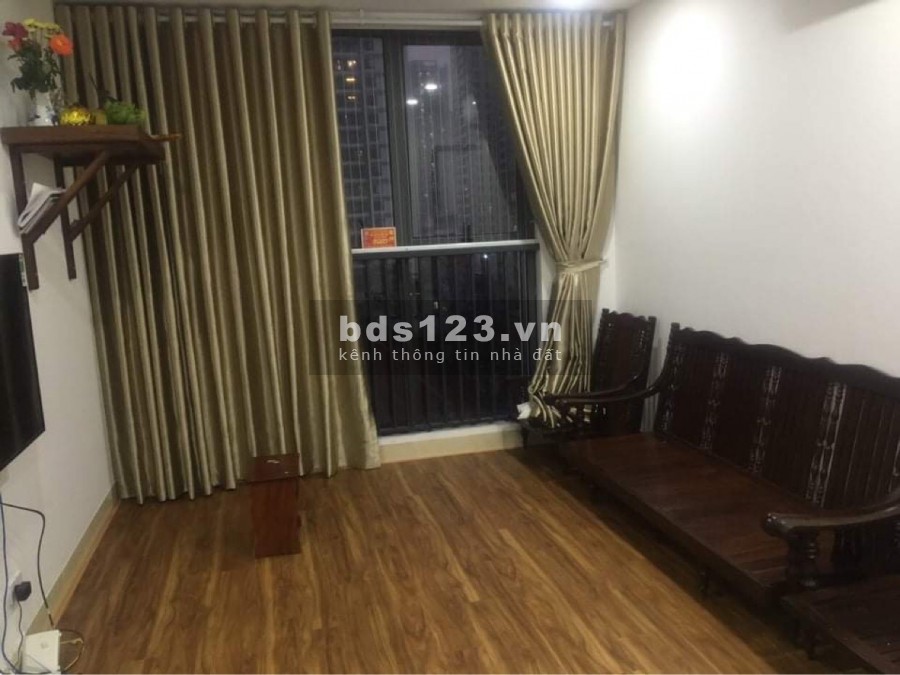 Cho thuê Chung cư 282 Nguyễn Huy Tưởng 3 ngủ full 12 triệu. Lh 0377983070