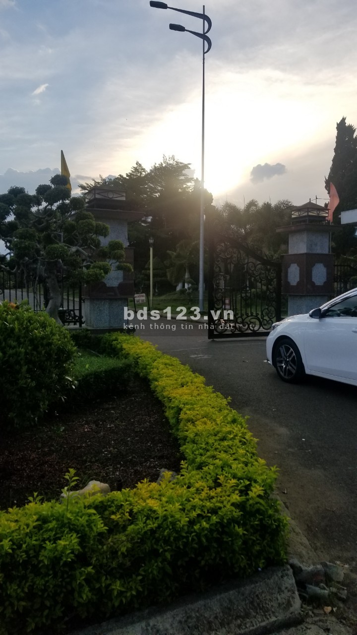 Đất mt Nguyễn Văn Cừ, phường Lộc Phát, tp Bảo Lộc, cách ql20 3km, shr chỉ 650tr