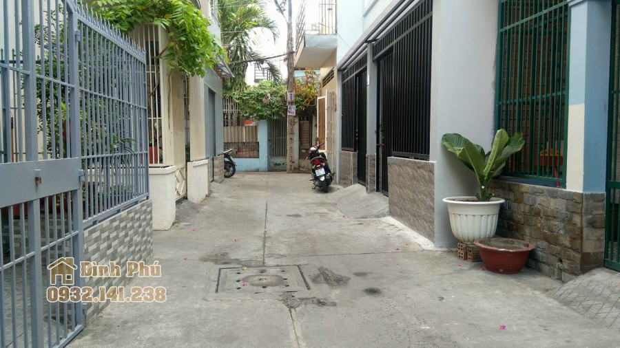 Bán nhà 90m2 giá 76tr/m2 đường Cách Mạng, Tân Thành, quận Tân Phú, DT: 5x18