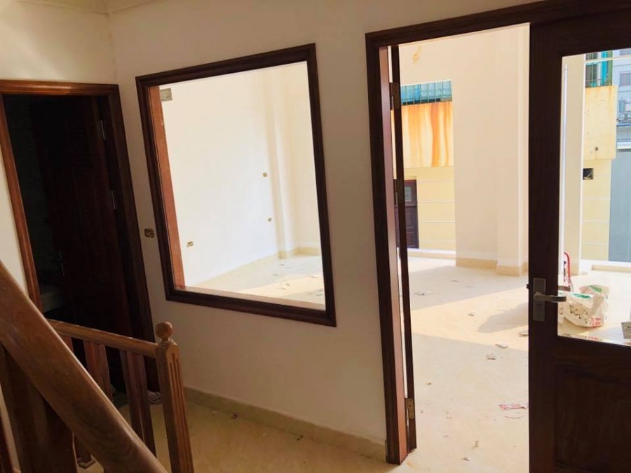 Nhà Ngõ Phố Ô Tô Sầm Uất Tô Vĩnh Diện, Thanh Xuân dt 48m2 6 Tầng (Giá TL)