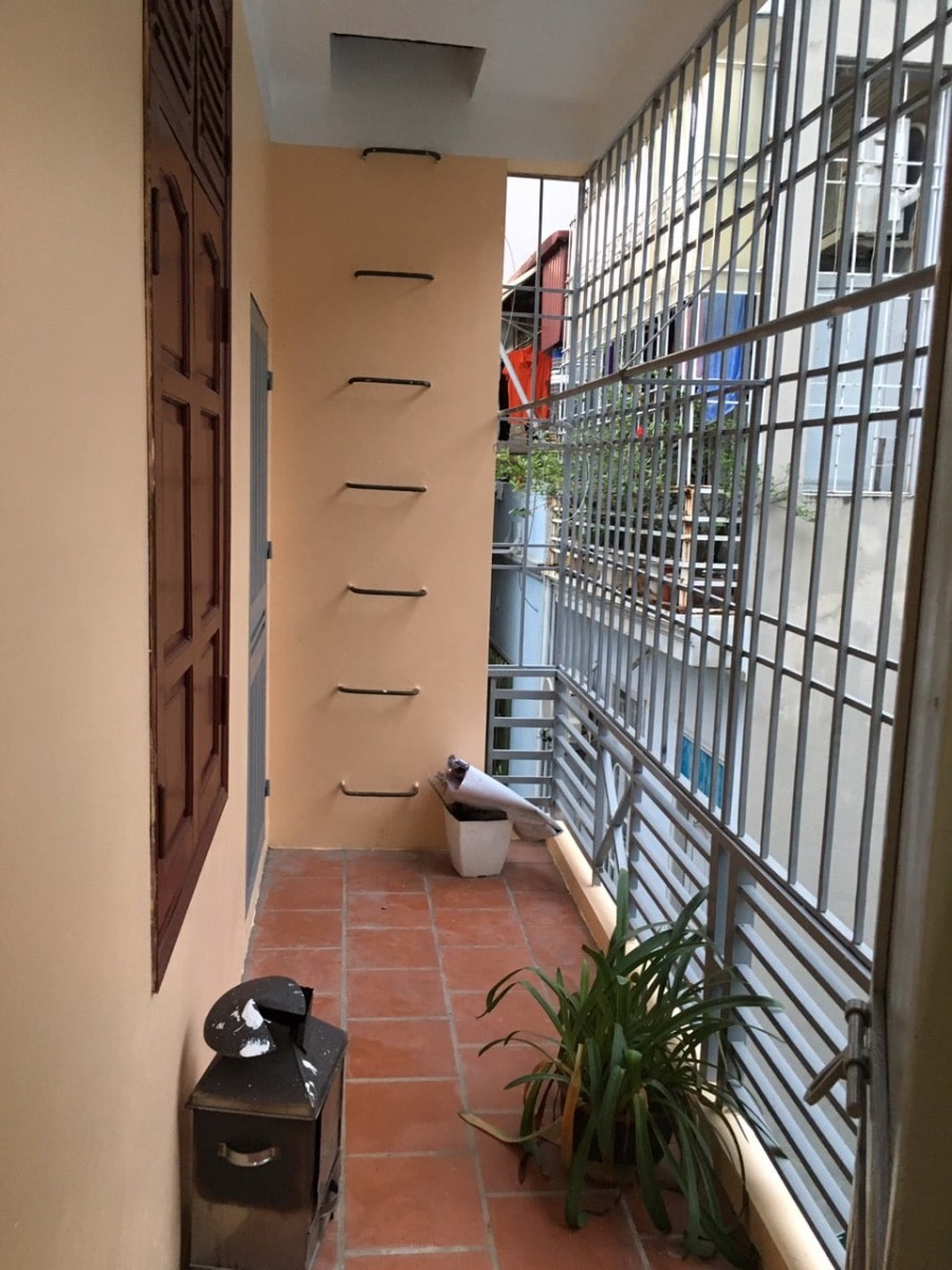 Nhỉnh 2 tỷ có ngay nhà ngõ phố Vĩnh Hưng 3 tầng 3 ngủ ngõ nông