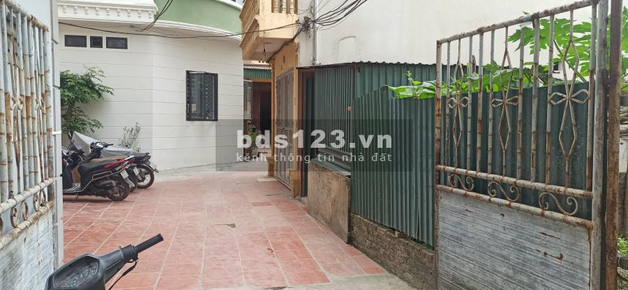 Bán đất Tây Mỗ,Nam Từ Liêm 36M ngõ trước đất rộng 3m giá 46tr/m2 gần ô tô trường C1 C2