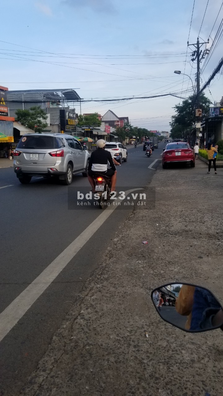 Đất mt Nguyễn Văn Cừ, phường Lộc Phát, tp Bảo Lộc, cách ql20 3km, shr chỉ 650tr