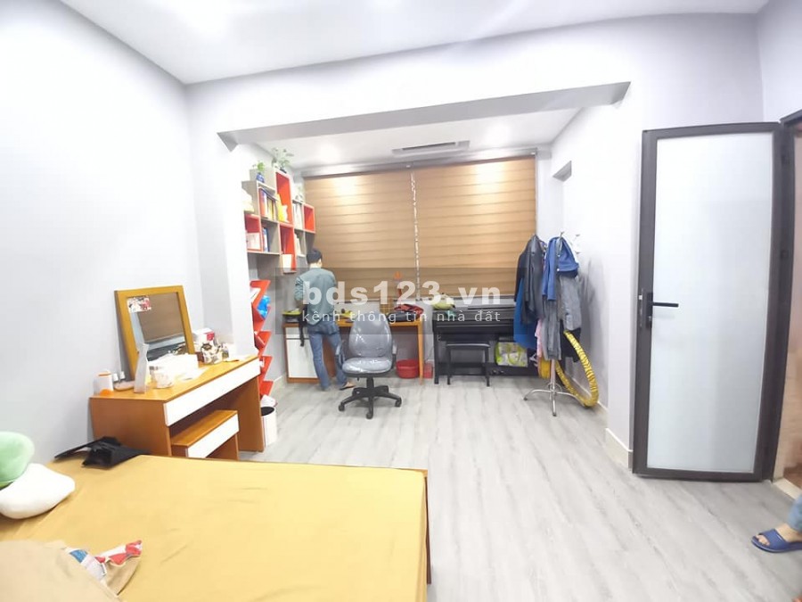 NHÀ ĐẸP TRUNG TÂM ĐỐNG ĐA 37M2 X 5T, MT 5.9M, NGÕ THÔNG, GIÁ 3.8 TỶ.