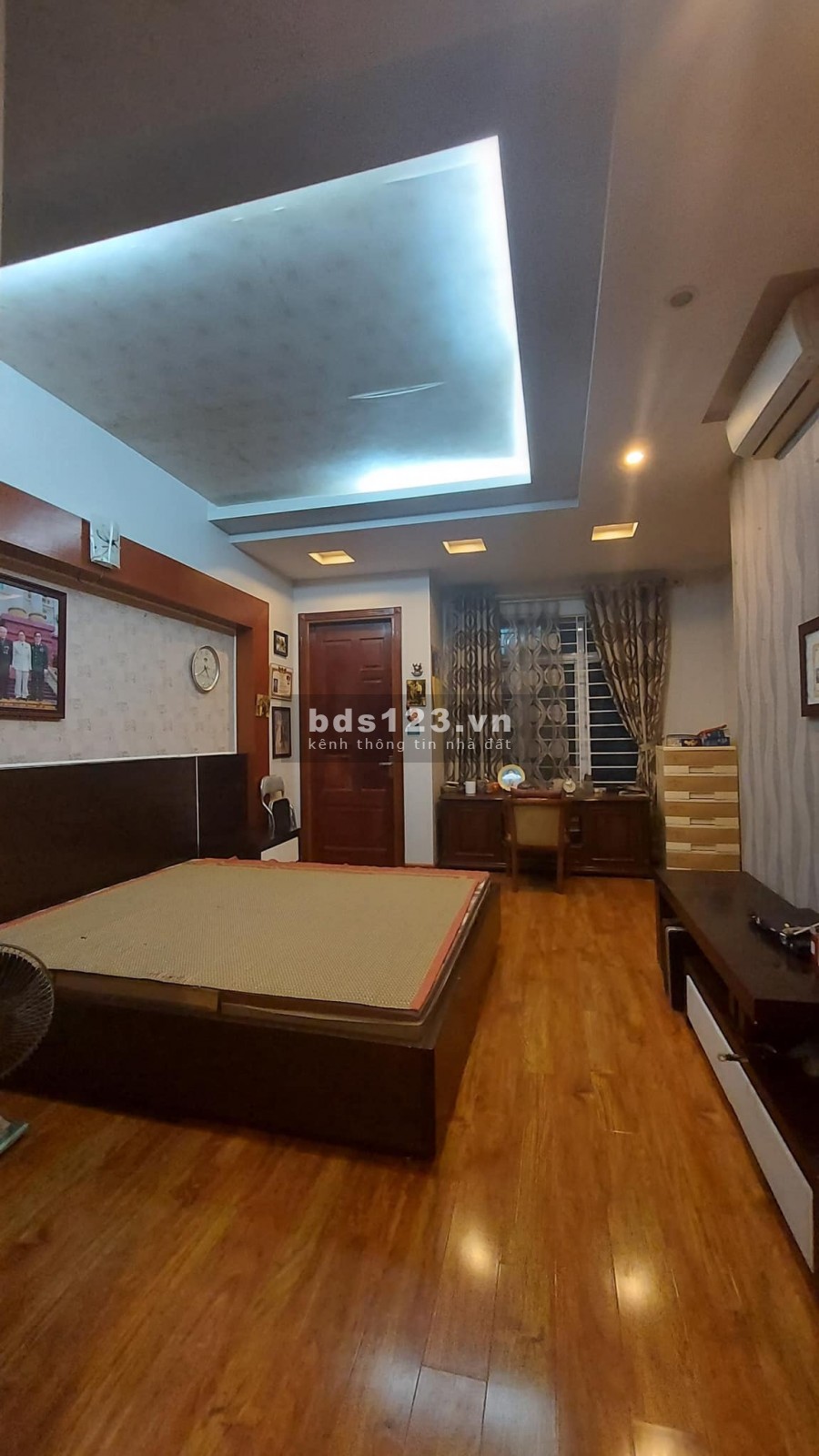 Chỉ 4.1 tỷ 45m2, Lô Góc, 4 Tầng, Nhà Đẹp Ở Luôn tại Phố Phùng Khoang, Lh 0902083139