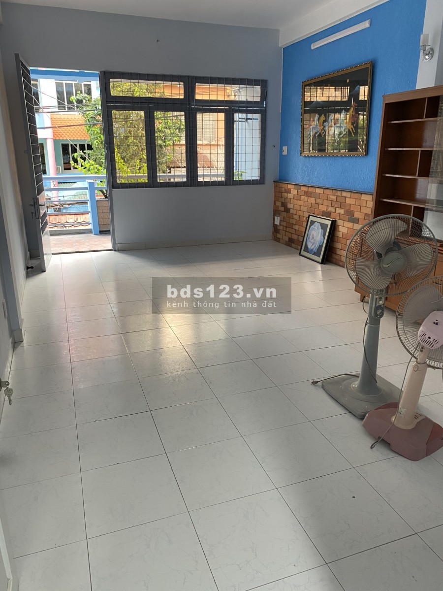 MT Phan Bội Châu 4x18 Trệt 3L 6P Giá 25Tr/th.