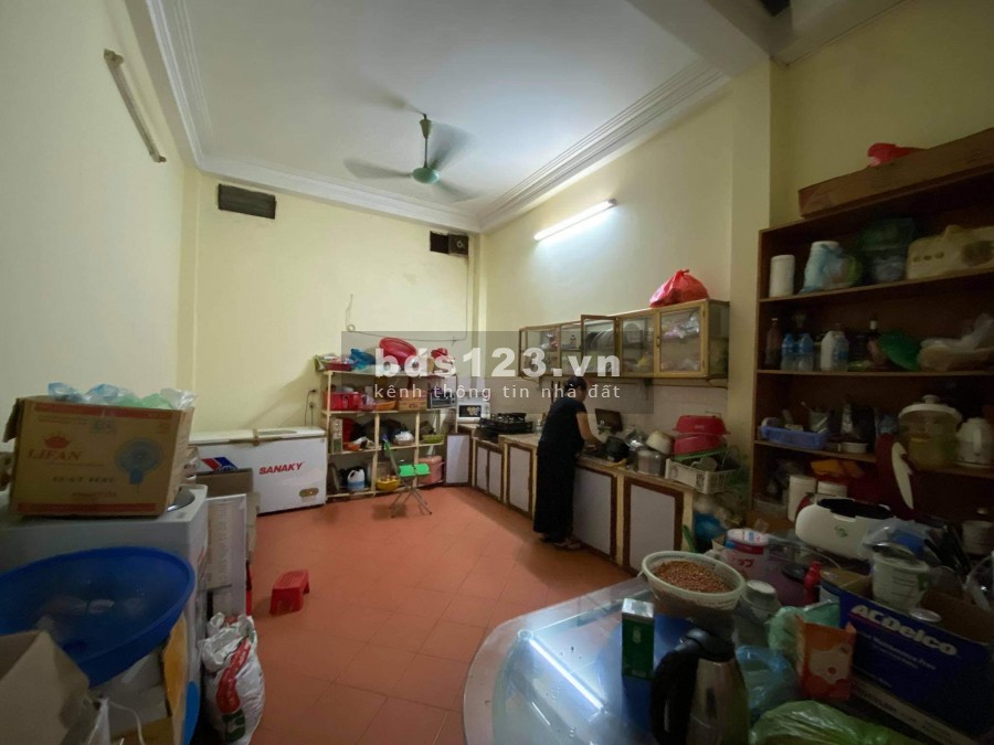 Vợ chồng tôi cần bán nhà Cát Linh, Đống Đa, 68mx6TxMT4.5m, 8.5tỷ