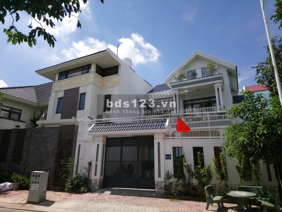 Đất ngộp cần bán gấp 487m2 đất thổ cư ở Vĩnh Phú mt chợ đông dân