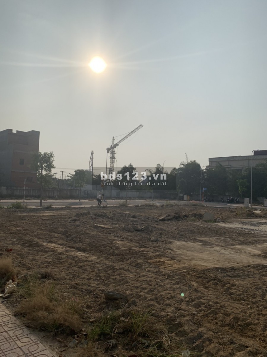 Bán đất MTĐ Phan Đình Giót, gần chợ Hồng Phúc, giá 1tỷ345tr, DT: 80m2, SHR, LH: 0563603460 Nguyên