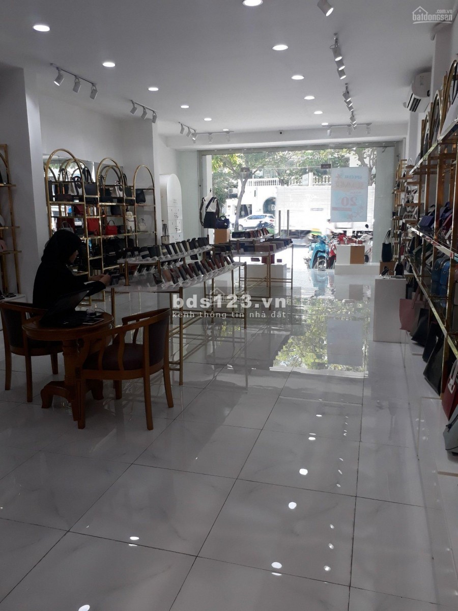 Cho thuê nguyên căn 200m2 MT Trường Sơn (sân bay TSN). Nhà trống giao ngay!