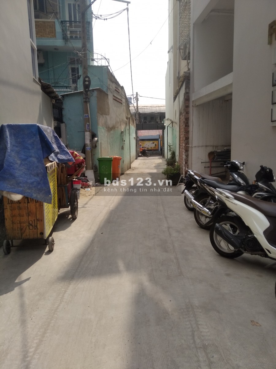 Cho thuê ki-ốt, shophouse ngay trung tâm chợ thuốc