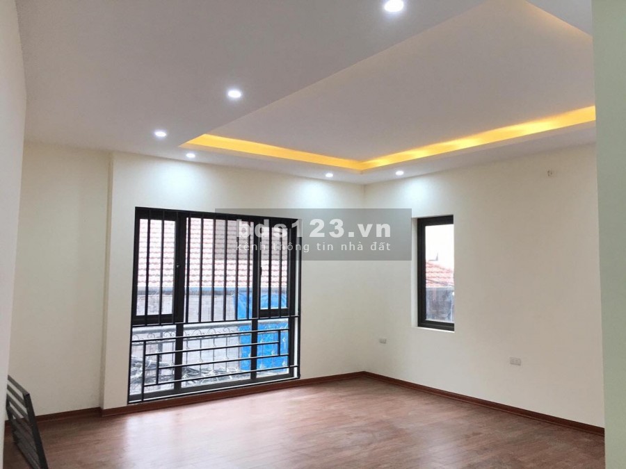 Cần bán nhà Ngọc Thụy 58 mét giá 3.5 tỷ