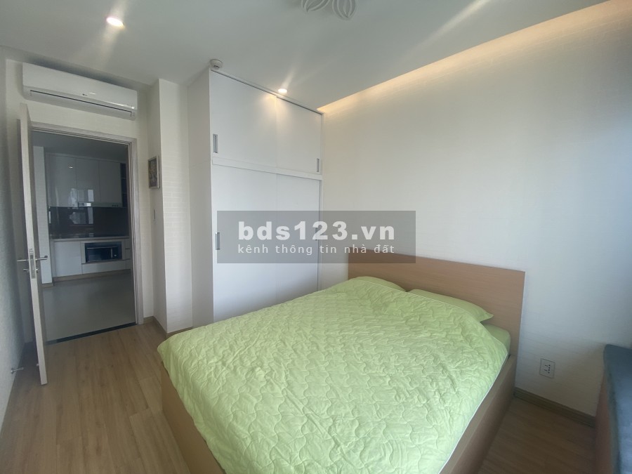 Cho thuê căn góc lầu cao 2 phòng ngủ diện tích lớn giá 16tr/tháng tại New City Thủ Thiêm 0909246874
