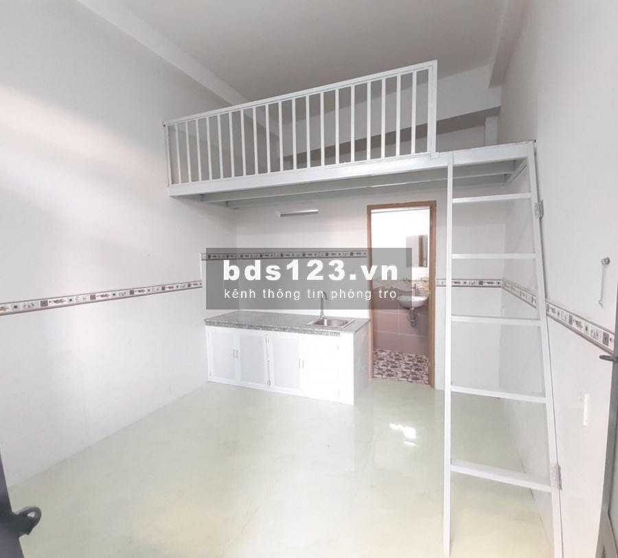 Phòng có gác rộng 30m2 có thể ở tối đa 4 người - giá sinh viên Gò Vấp
