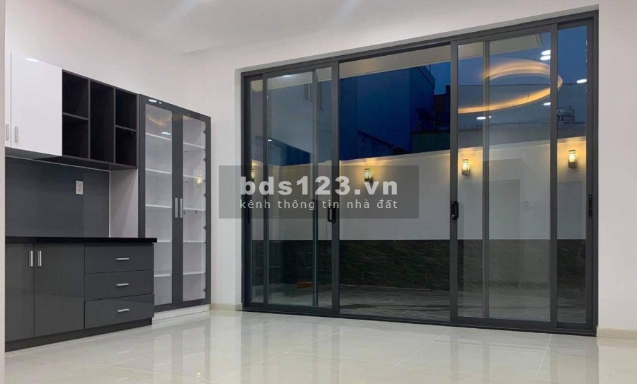 CHÍNH CHỦ cần bán nhà xây mới 100% đường Âu Cơ, Phường 10, quận Tân Bình do KTS thiết kế