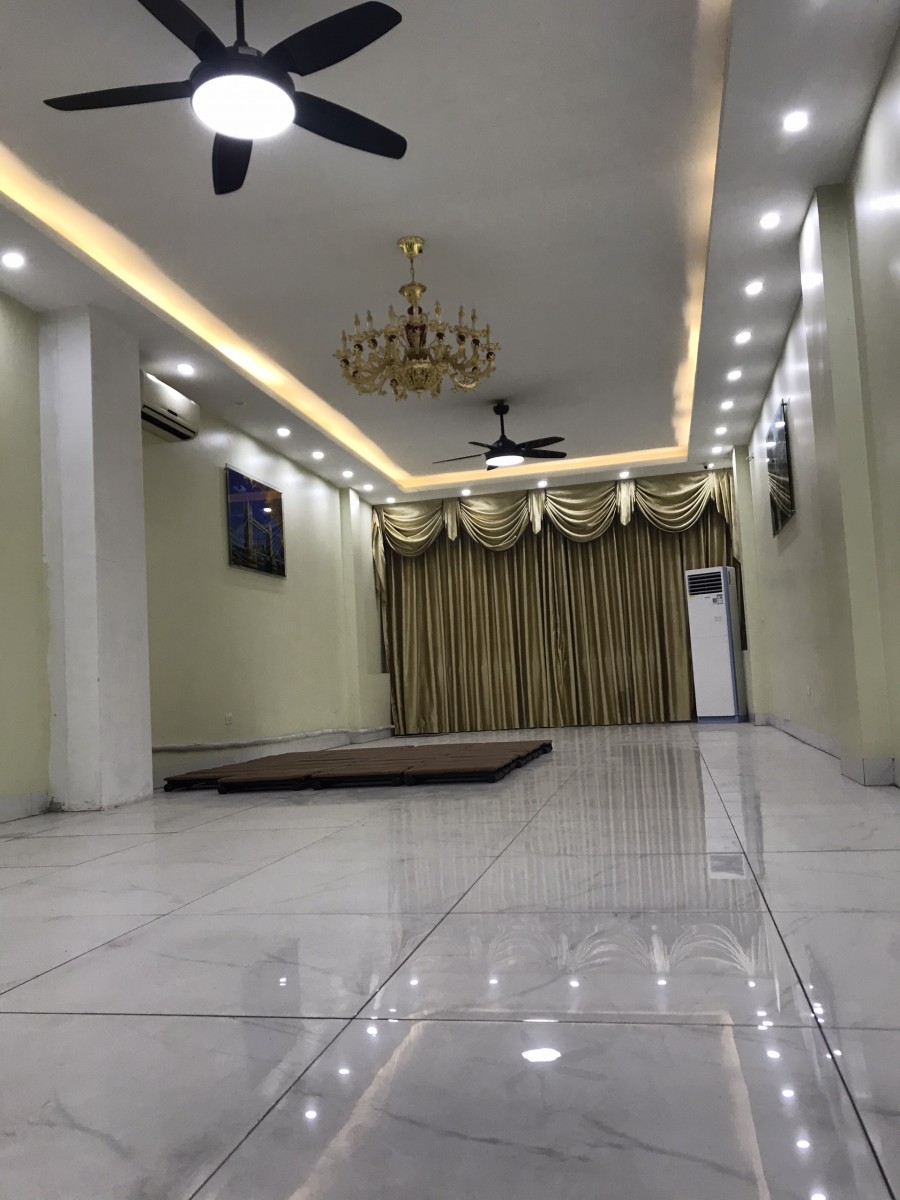 Chính chủ bán nhà tại Số 24 tổ 1 Giang Biên, Long Biên DT 113m2 Giá 7 tỷ LH 0392416688