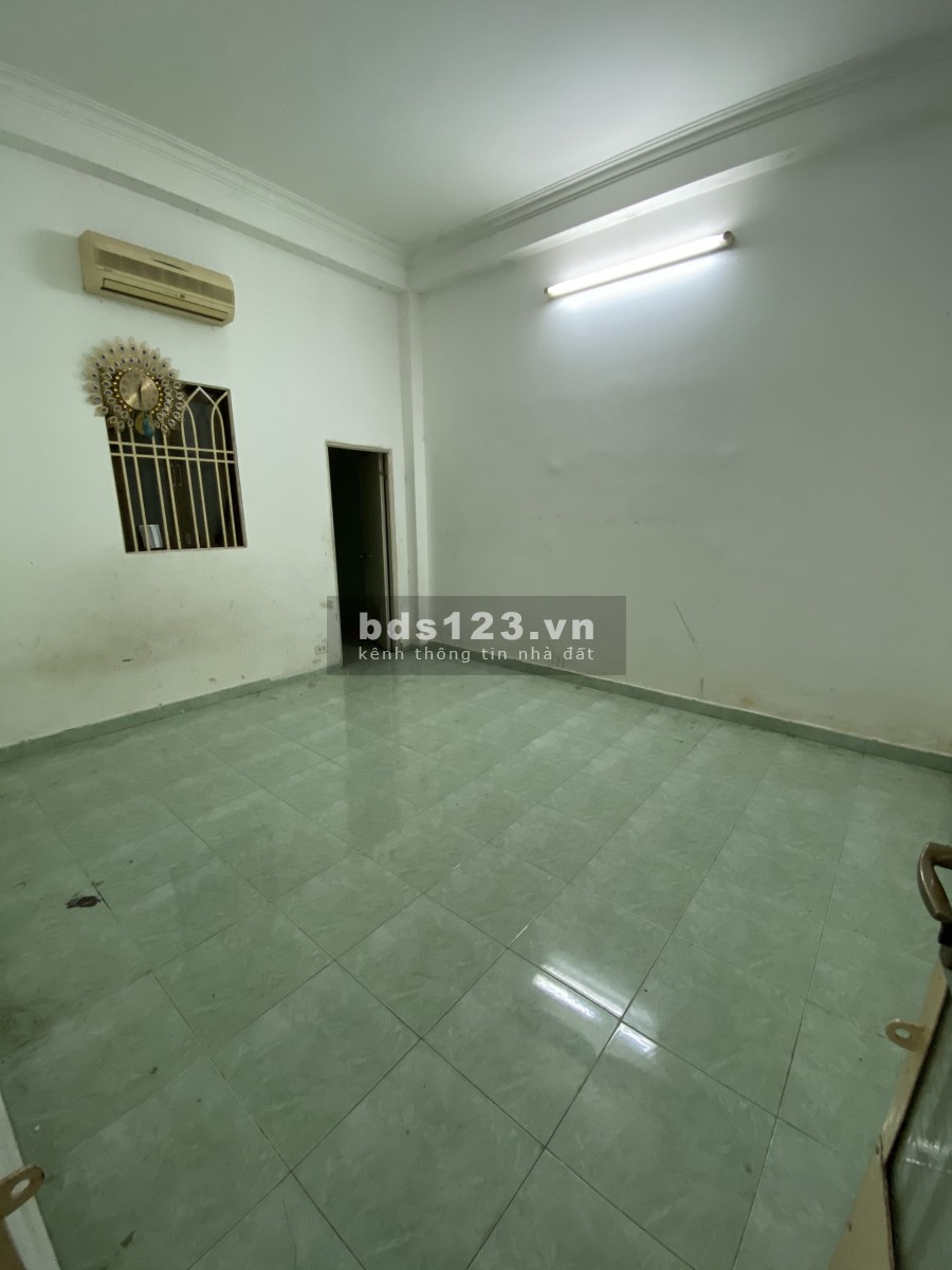 Mặt tiền Bình Lợi 5x20 trệt 2 lầu gồm 4 phòng 4wc, kinh doanh đa ngành, giá 25tr/th.