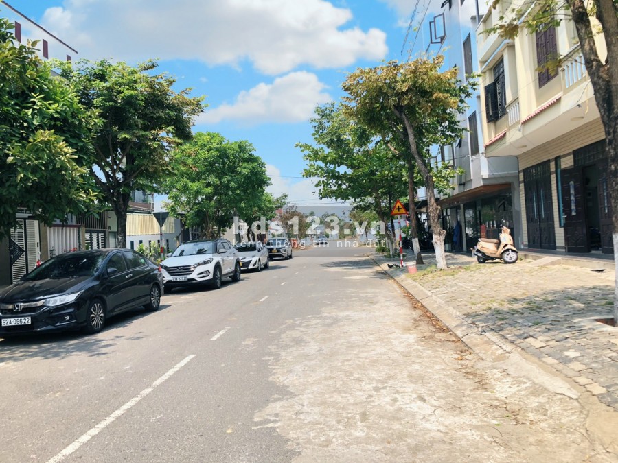 Bán lô đất diện tích lớn đường Văn Tân 7m5, trục thông, khu phố chợ Hòa Hải, Ngũ Hành Sơn.