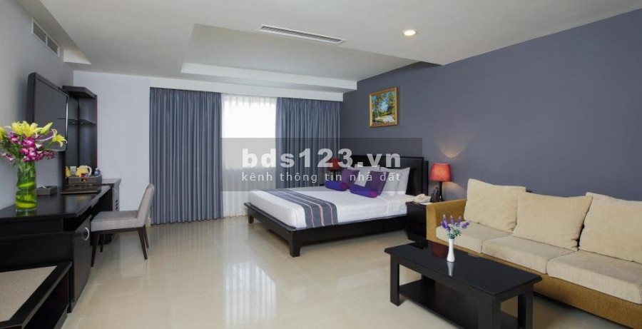 Cho thuê Khách sạn Mặt tiền Lê Anh Xuân, P.Bến Thành, Q.1. DT: 12 x 25m, hầm, 10 lầu, 80 phòng
