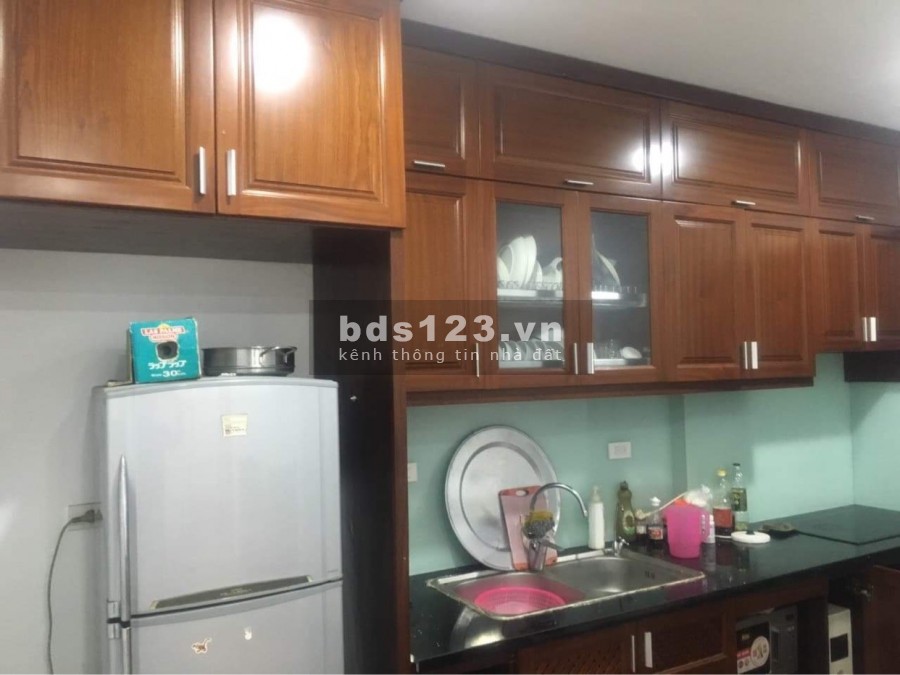 Cho thuê Chung cư 282 Nguyễn Huy Tưởng 3 ngủ full 12 triệu. Lh 0377983070