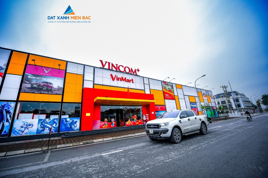Bán nhà 4 tầng sát Vincom Uông Bí giá cực rẻ