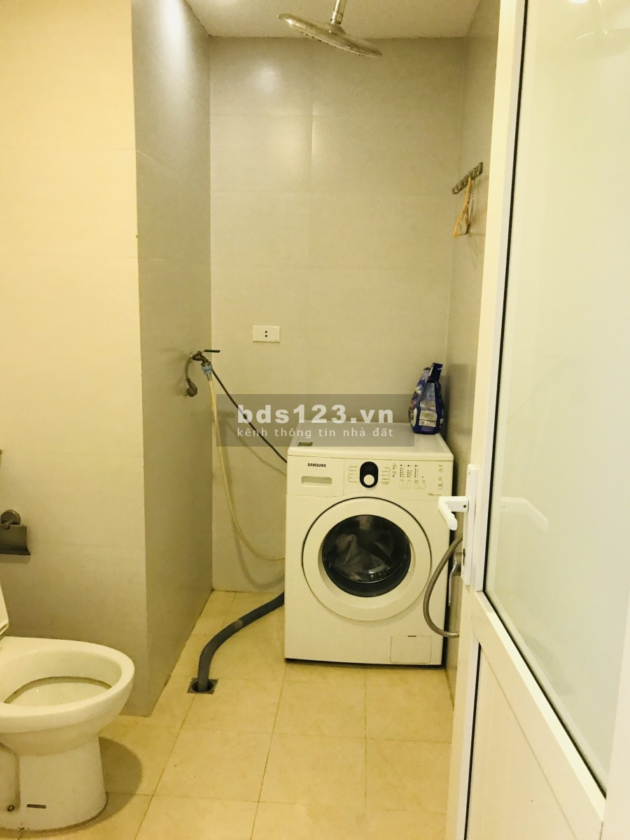 Cho thuê chung cư căn hộ Golden Land 2pn 96m2 đầy đủ đồ. Giá: 13Tr/Tháng(vào ngay)
