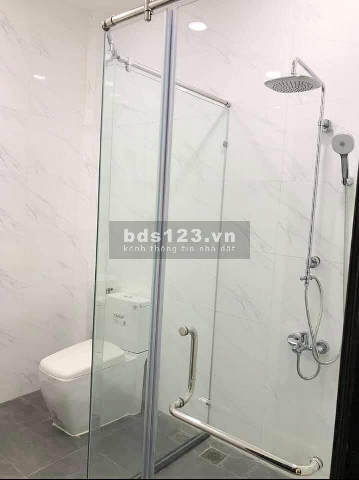Chính chủ bán nhà mặt tiền hẻm cho thuê KD Khách Sạn Quang Trung, 4x28, TN hơn 50tr/th, lh0931572806