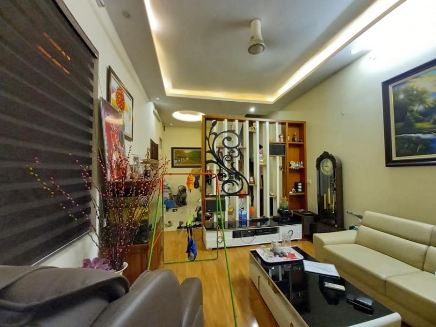 Phân lô liền kề Hoàng Ngọc Phách 55m 4 tầng oto đỗ cửa giá 8.7 tỷ