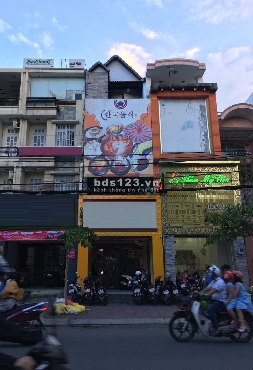 Mặt Tiền đ.Bình Trị Đông dt 4 x 36 suốt kd