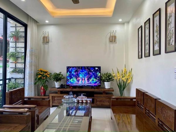 Bán nhà Thụy Phương kinh doanh tốt - 5 Tầng 54m mặt tiền 5.2 với 5,5 tỷ
