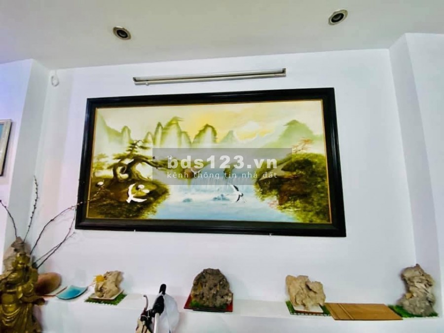 SIÊU HIẾM KHÔNG CÓ NHÀ NHỎ 3 BÁN CẦU GIẤY 6 TẦNG NGÕ BAGAC GẦN Ô TÔ