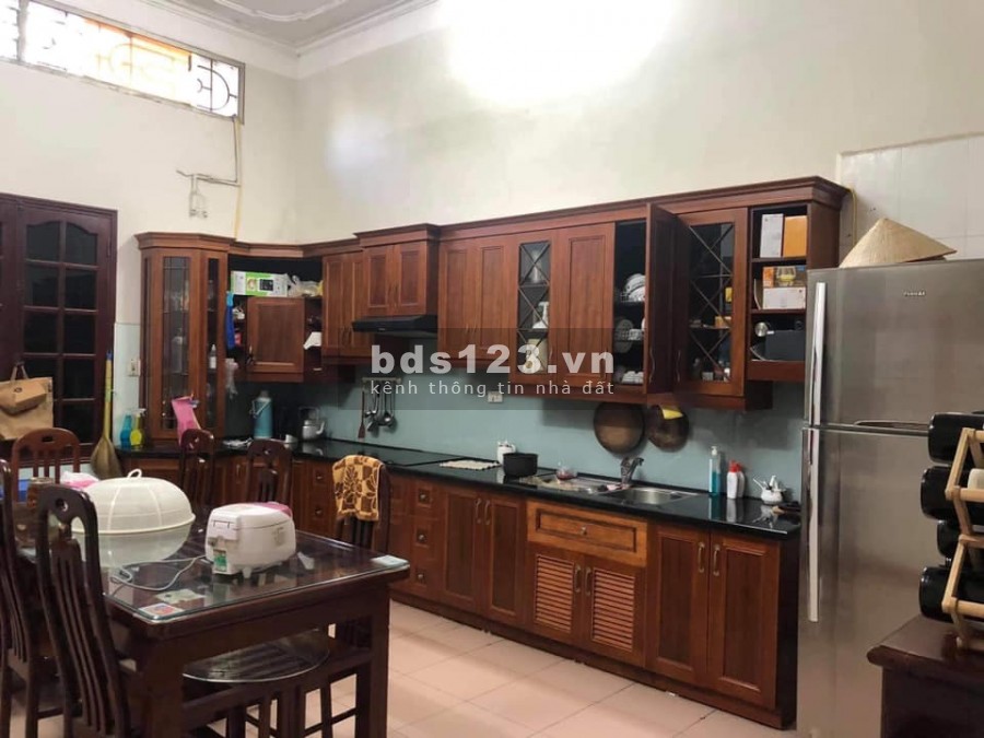 NHÀ MỚI NỘI THẤT CAO CẤP NGÕ BA GÁC