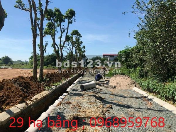 Cần bán lô đất hạ bằng điểm rất đẹp