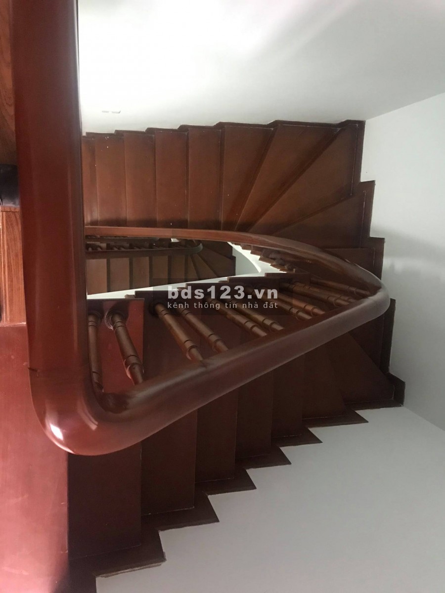 Chủ đi nước ngoài cần bán nhà phố trần thái tông 5T, 45M2, giá 4 tỷ