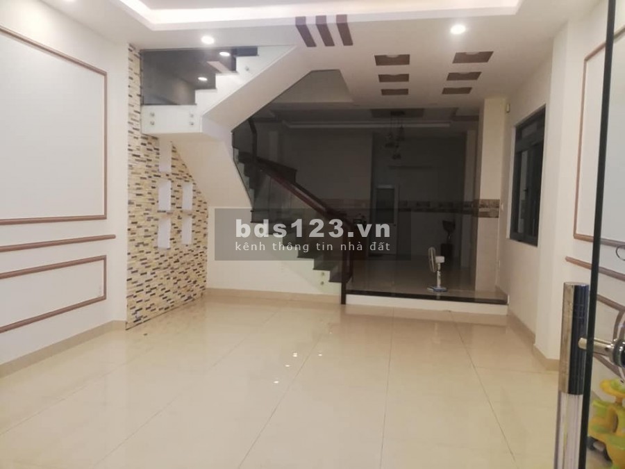 Bán Nhà Quận 6 mặt tiền căn góc nhà có sân đẻ xe hơi – Gía 18 Tỷ