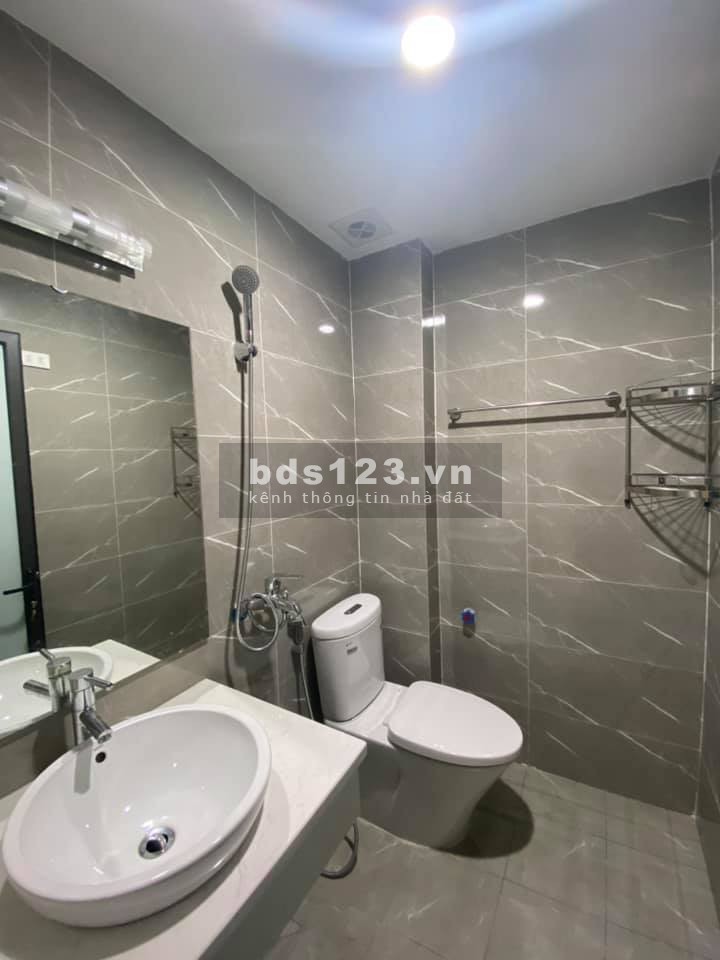 Nhà Mới HÀM NGHI Phân Lô - GARA - Ô TÔ Vào Nhà - 6 Tầng - Kinh Doanh